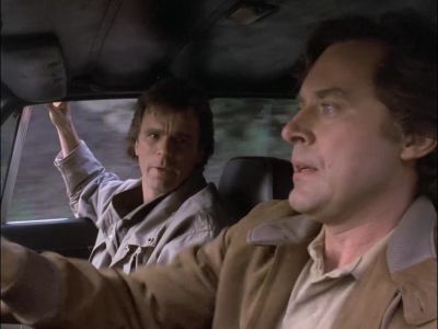 What the hell are you doing? - MacGyver