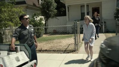 - WHAT THE HELL DO YOU THINK
YOU'RE DOING? - Shameless