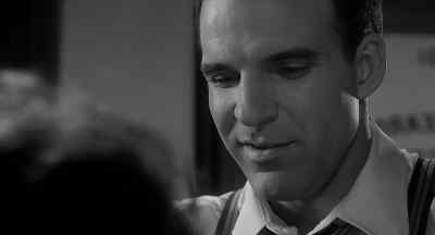 What the hell does Marlowe know? - Dead Men Don't Wear Plaid