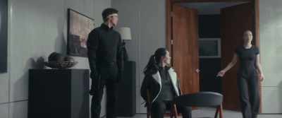 - What the hell?
- Erica, stand down. - Levels