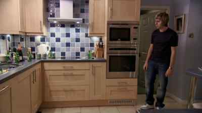 - What the hell is going on?
- Fuck knows. - The Inbetweeners