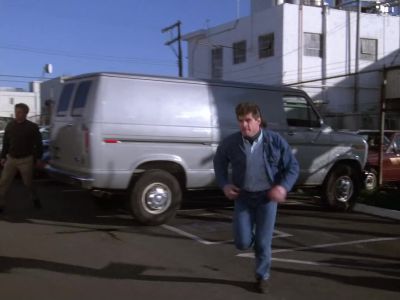 What the hell is going on? - MacGyver