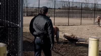 What the hell happened last night? - Orange Is the New Black