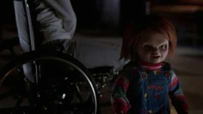 -What the hell happened to you?
-Oh. - Doc of Chucky