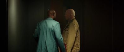 What the hell just happened here? - Detective Knight: Rogue