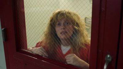 What the hell is she doing? - Orange Is the New Black