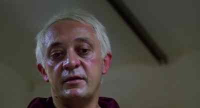 - What the hell was that?
- I think we hit the bottom. - The Return of the Living Dead