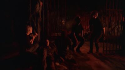- What the hell is that?
- Sokar is attacking! - Stargate SG-1