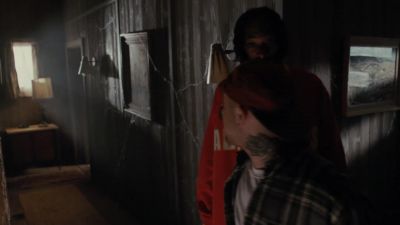- What the hell is that sound? - Scary Movie V