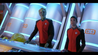 What the hell y'all lookin' at?! - The Orville