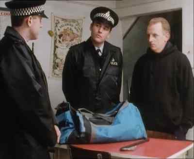 What the hell's going on here? - A Touch of Frost