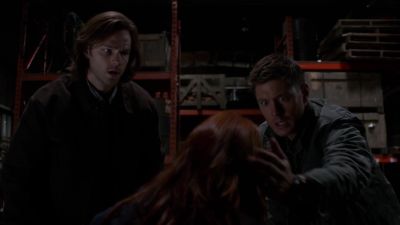 - What the hell's going on?
- I don't know. - Supernatural