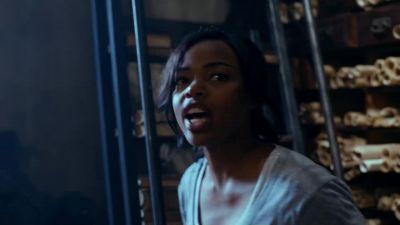 What the hell's going on out there? - Ash vs Evil Dead