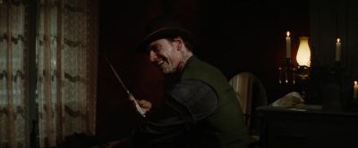 -What the hell's wrong with you?
-Just for a little fun, like. - Jonah Hex