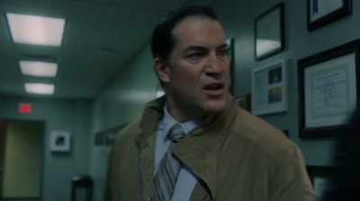 - What is the matter?
- I know that guy killed Douglas, - Don't Look Back