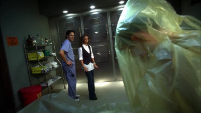 What the... - Ghost Whisperer