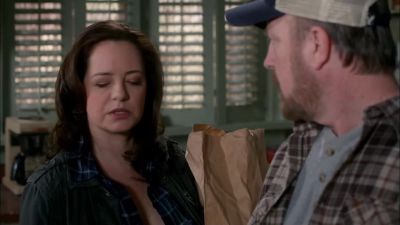 - What the...?
- Tell me you haven't been drinking... - Supernatural