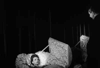 What is the trouble? - The Corpse Vanishes