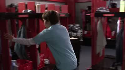 What? This can't be happening. - She's the Man