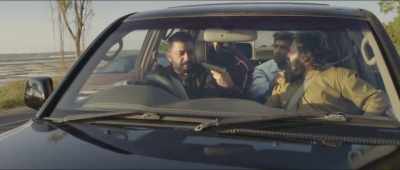 What is this? Ethi!
–This is the business. - Chekka Chivantha Vaanam