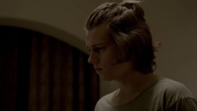 - What is this?
- It's a gift from Ray. - Ray Donovan