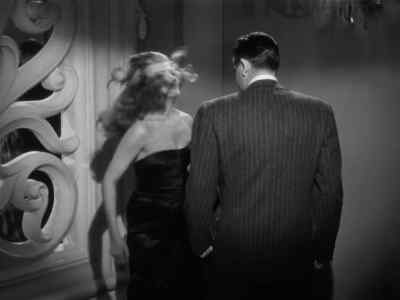 - What is this?
- Now they know what I am. - Gilda