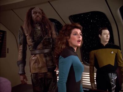 - What is this?
- Quiet! - Star Trek: The Next Generation