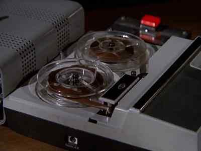 What time
does the armoured truck arrive? - Mission: Impossible