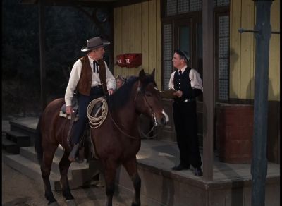 What train
did Mrs. Wallace take? - The Virginian