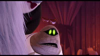 Ooh Watch out nowShe got stitches in all the right places - Hotel Transylvania 3: Summer Vacation