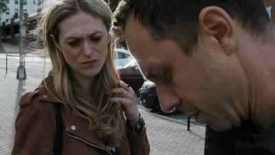 - What?
- Uh, no, - Sneaky Pete