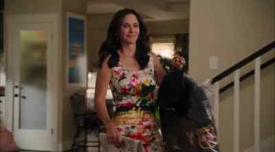 What is up with the cop uniform? - Cougar Town