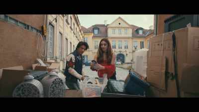 -What?
-Wait - Teefa in Trouble