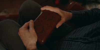 What we're trying
to say is just, - The Holiday List