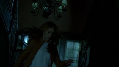 What? What is going on? - Ghost Whisperer