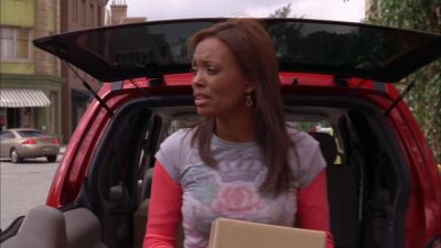 WHAT? WHAT?
WHAT IS IT? - Ghost Whisperer