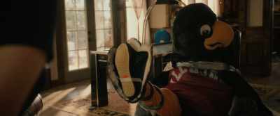 - What... what's your name?
- Molly Singer. Molly Singer. - The Re-Education of Molly Singer