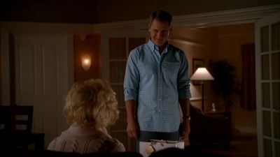 WHAT--WHAT'S THAT? - Desperate Housewives
