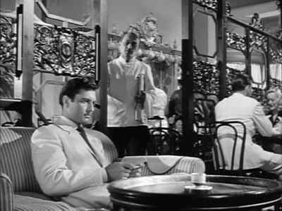 What will you have, Mr Williams?
- Bring me some rum. - China Girl