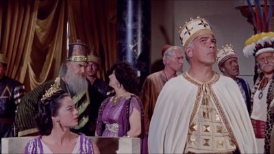 What worries him Azor - Atlantis: The Lost Continent