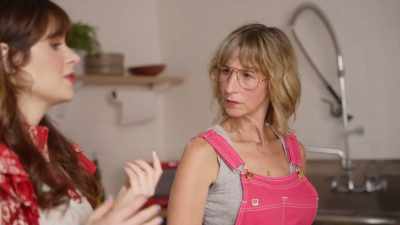 What would you say
is the main difference - What Am I Eating? With Zooey Deschanel
