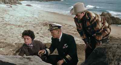 What would you say
made those marks, officer? - It Came from Beneath the Sea