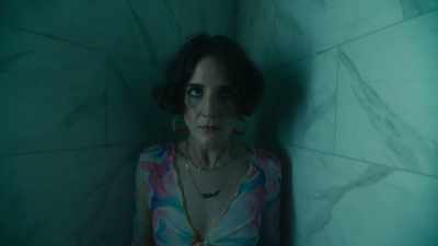What is wrong with
you? You're not famous. - Fantasmas
