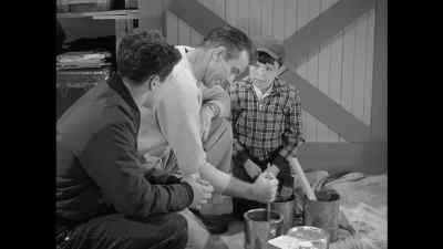 What ya stirring up the paint
for, Dad? - Leave It to Beaver