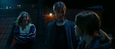 - What, so you believe in aliens and stuff?
- Shut up. - UFO Sweden
