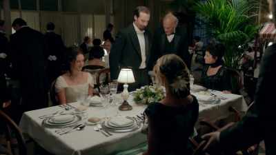 - What?
- You could've said something... - Grand Hotel