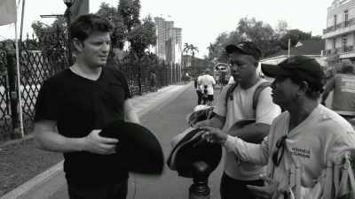 What?You make it done sir,
three pieces for... - Coldplay: A Head Full of Dreams