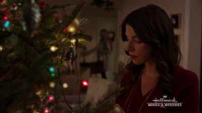 - What? You started decorating without me?
- Sorry, - Christmas Encore