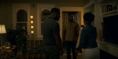 What were you thinking, Lamar,
telling everyone our business? - Accused