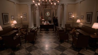 - What is your name?
- It's Claire. - The West Wing